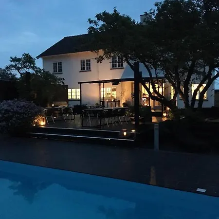 Strandlyst Og Restaurant *