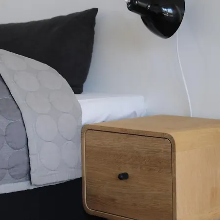 Strandlyst Og Restaurant Ballen (Samso)