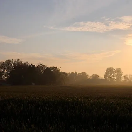 Strandlyst Og Restaurant *