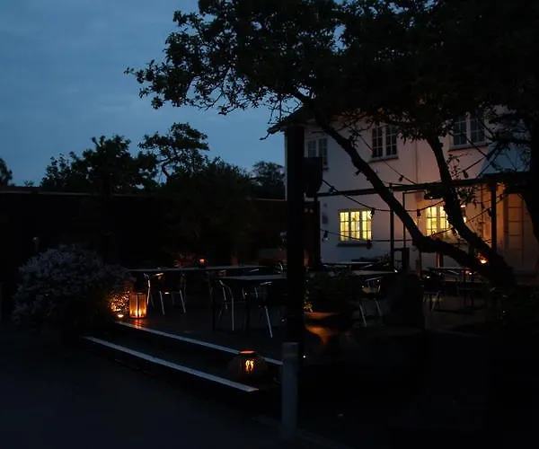 Hotel Strandlyst Og Restaurant